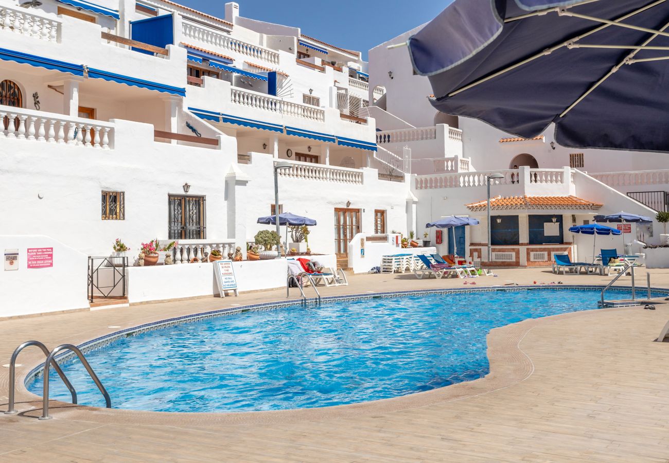 Apartamento en Los Cristianos - COZY PORT ROYAL MARGOT SUNSET VIEW HOME by LOVETENERIFE