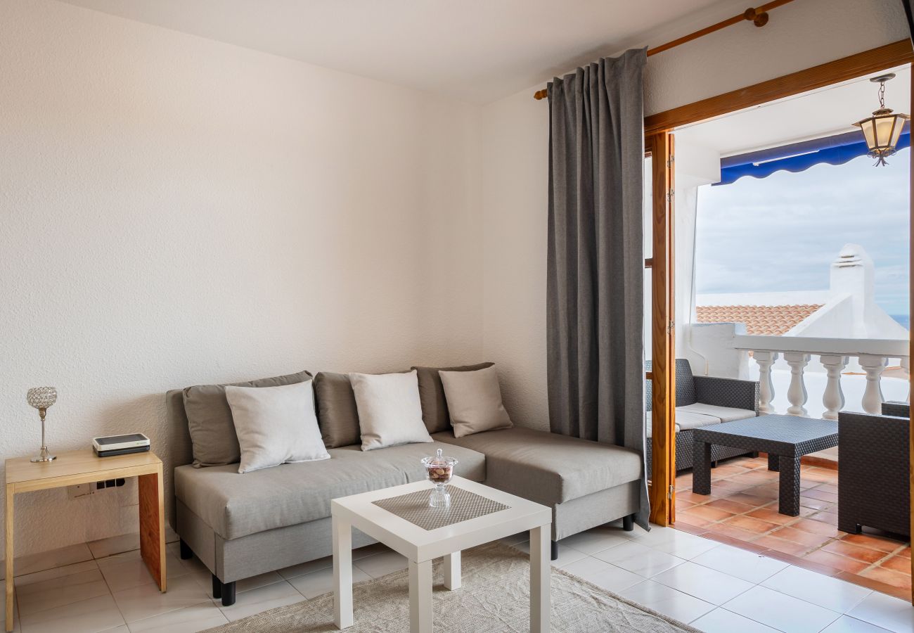 Apartamento en Los Cristianos - COZY PORT ROYAL MARGOT SUNSET VIEW HOME by LOVETENERIFE