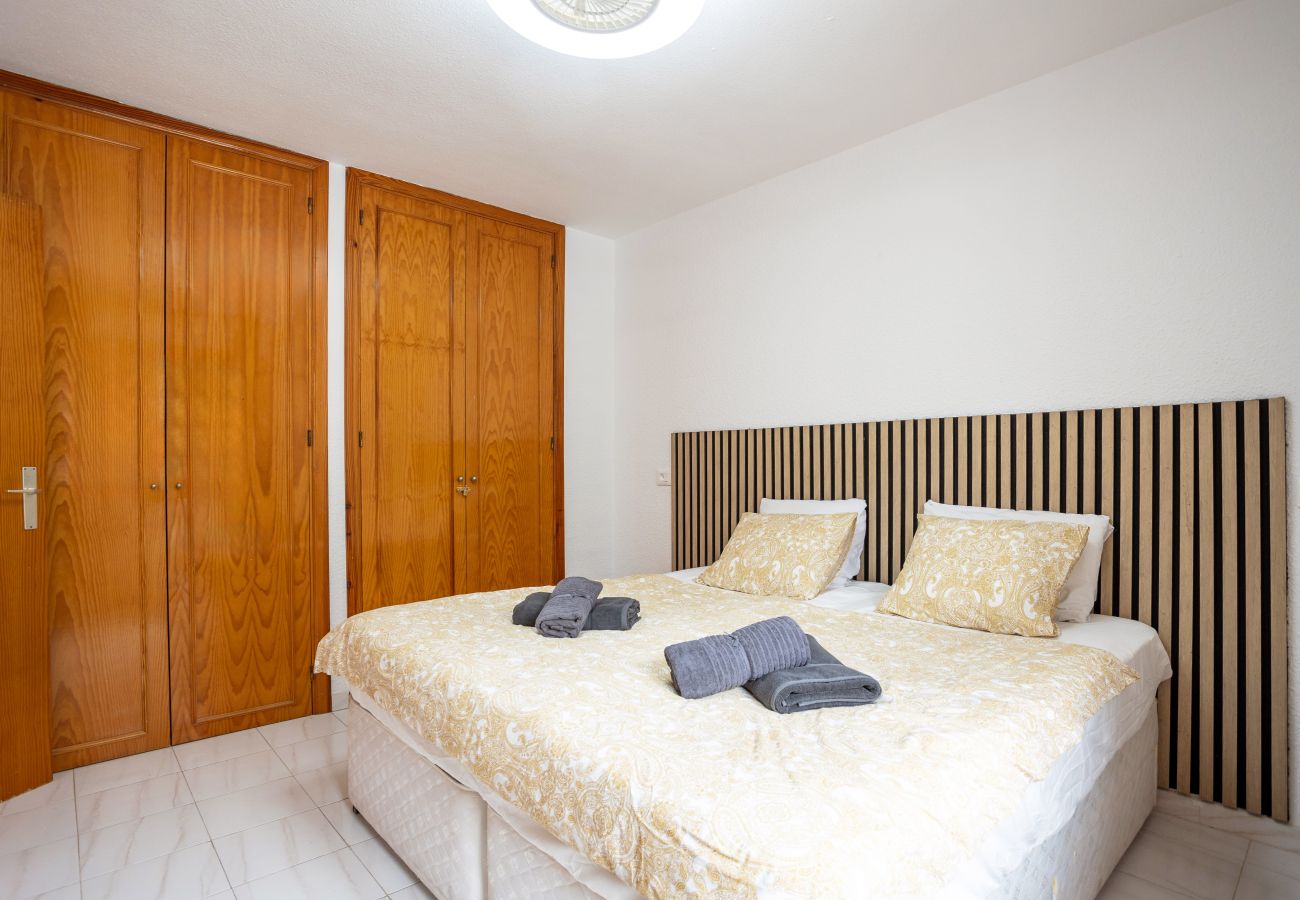 Apartamento en Los Cristianos - COZY PORT ROYAL MARGOT SUNSET VIEW HOME by LOVETENERIFE