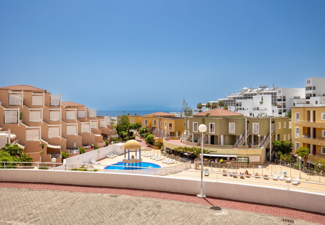 Apartamento en Adeje - Orlando Sunny Apartment Near Costa Adeje Beach by LoveTenerife