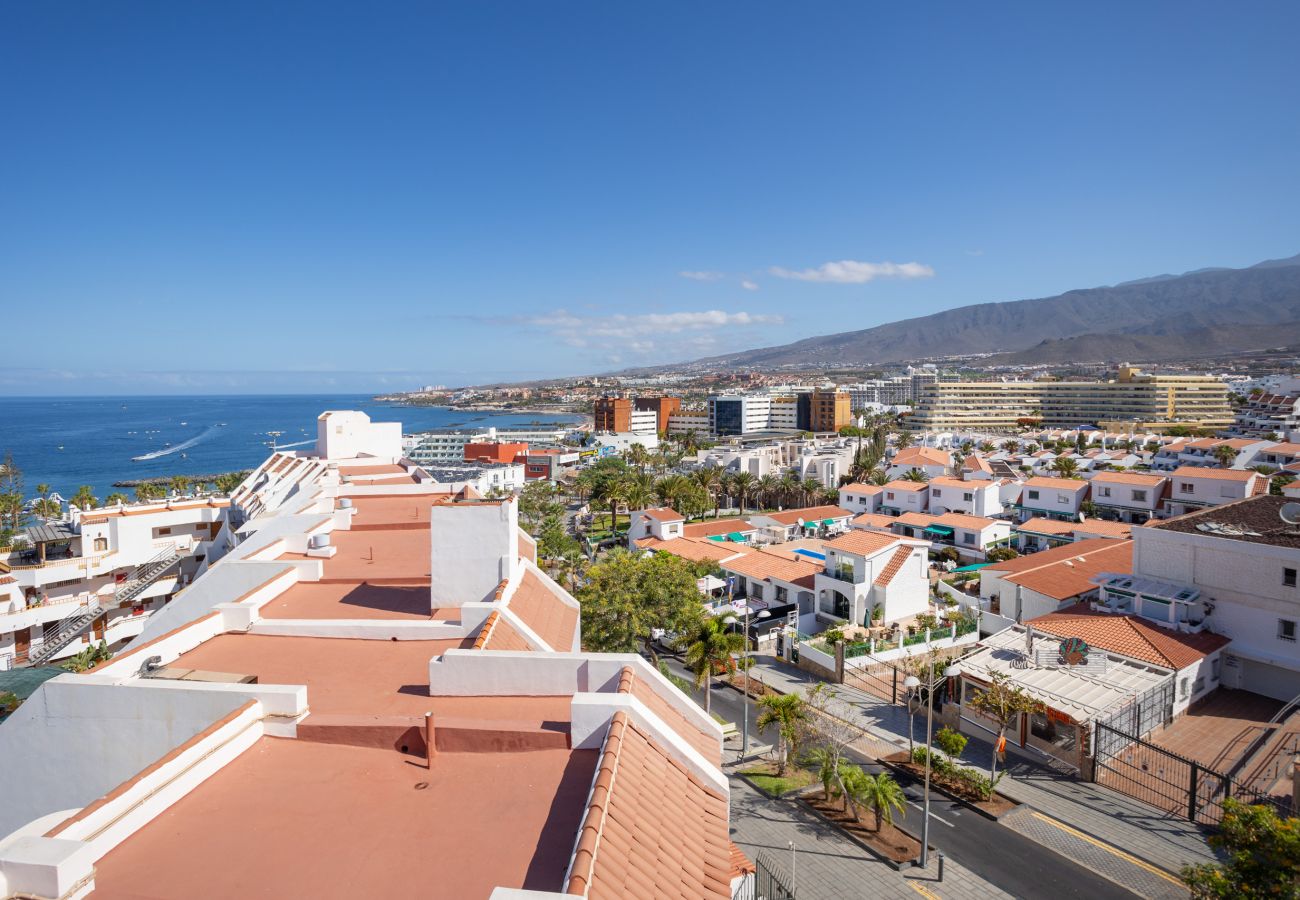 Apartment in Costa Adeje - LUXURY SAN EUGENIO OCEAN AND HARBOUR VIEW HOME by LOVETENERIFE